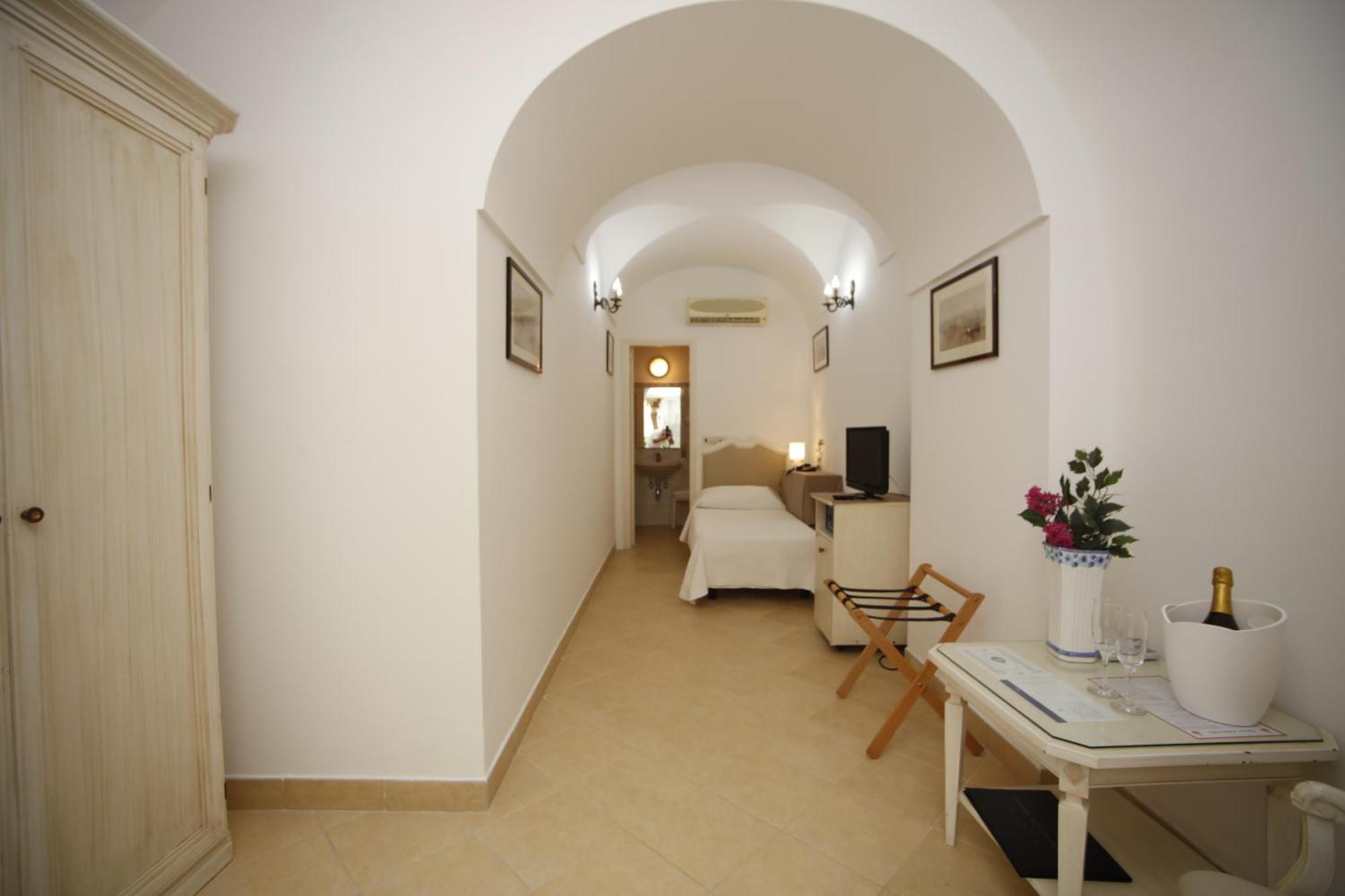 Hotel San Felice Capri Ruang foto